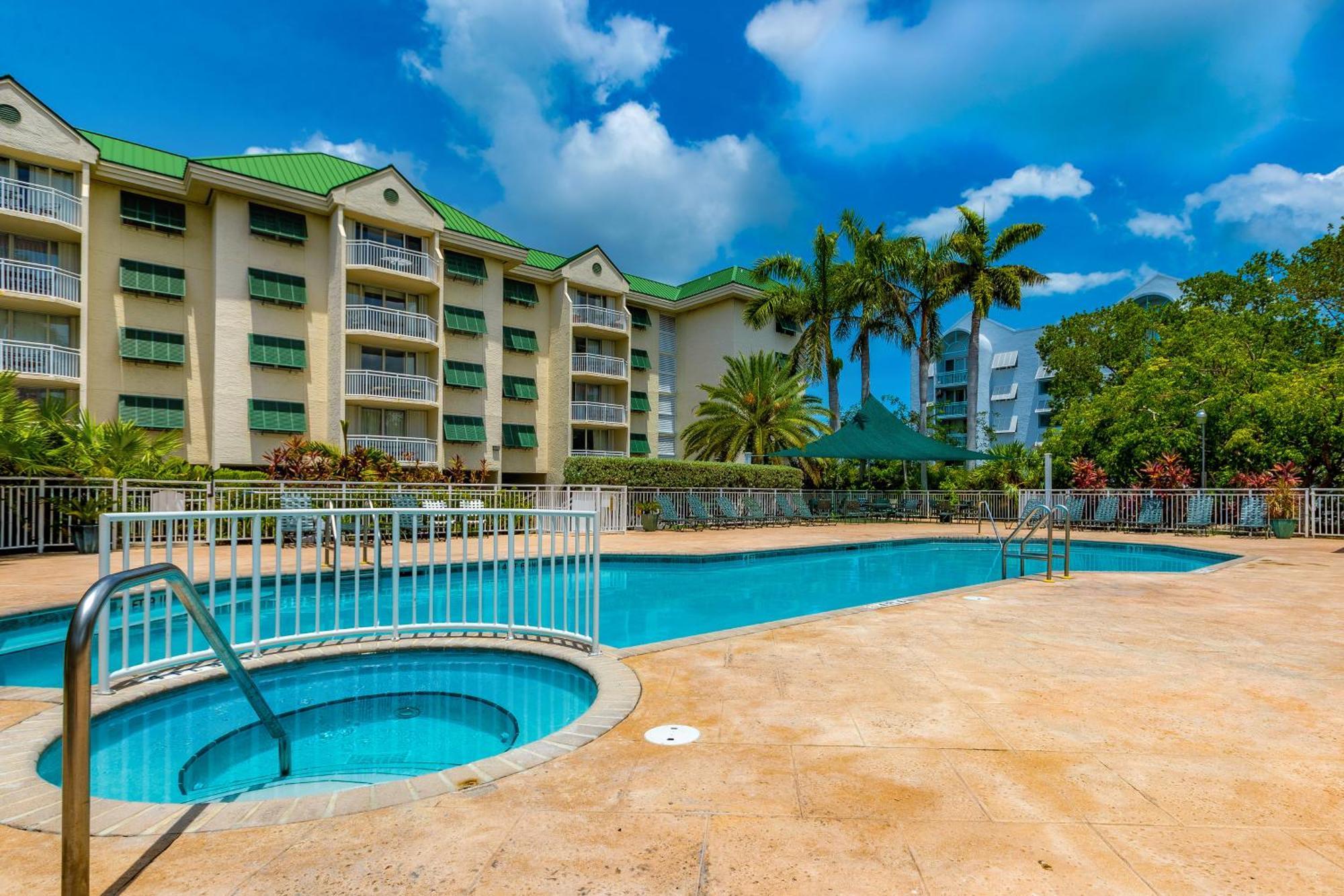 Sunrise Suites Cat Island Suite #205 키웨스트 객실 사진