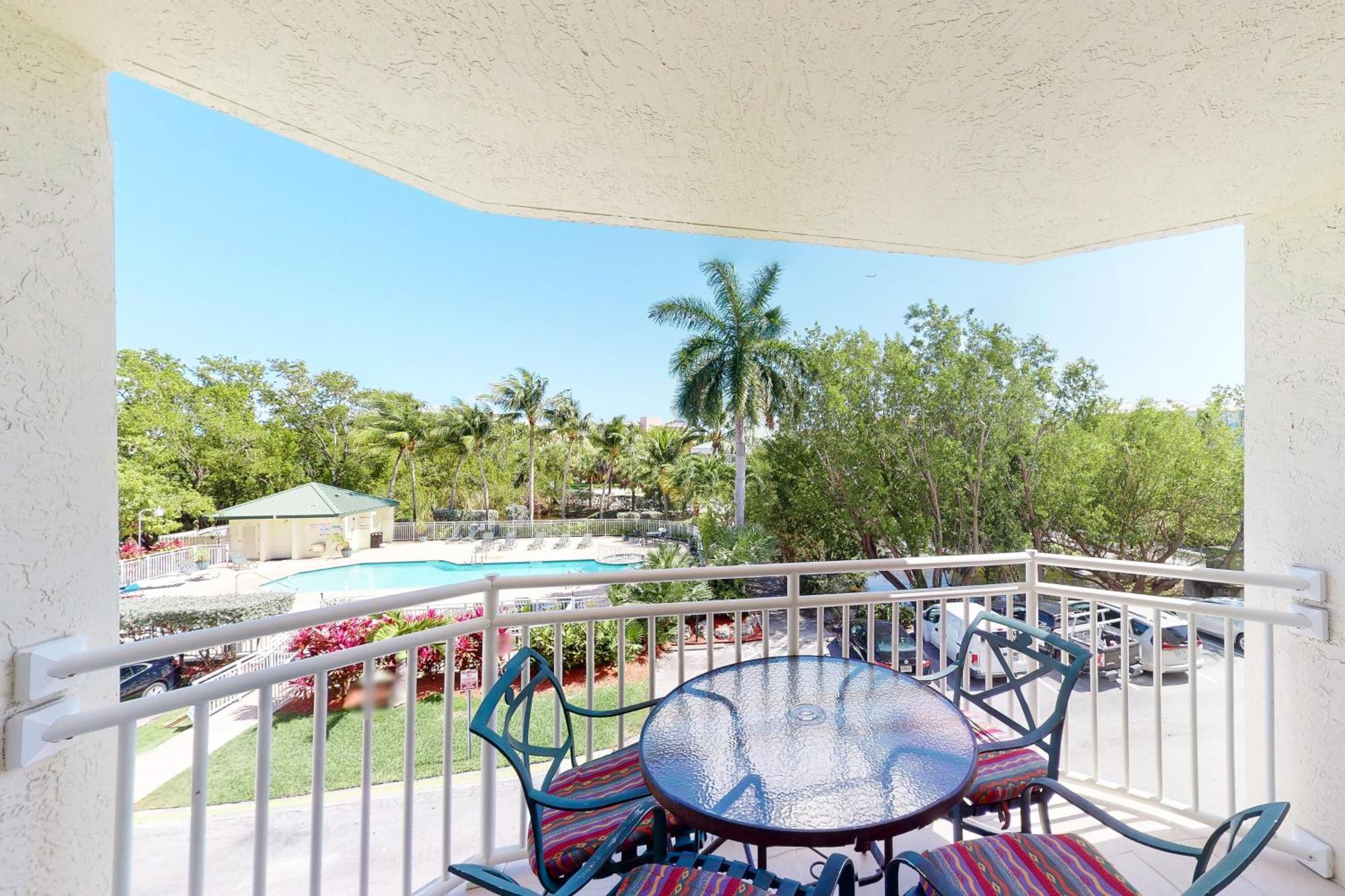 Sunrise Suites Cat Island Suite #205 키웨스트 객실 사진